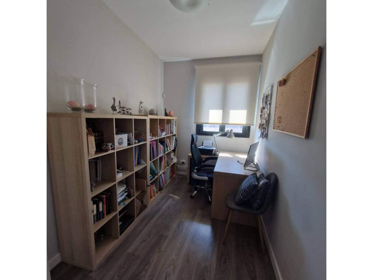 3 soverom Leilighet til leie i Malaga by med svømmebasseng garasje - € 1 650 (Ref: 9334533)