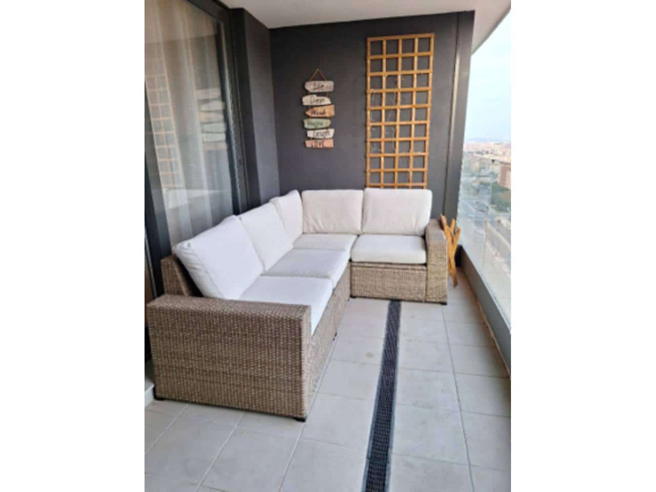 3 soverom Leilighet til leie i Malaga by med svømmebasseng garasje - € 1 650 (Ref: 9334533)