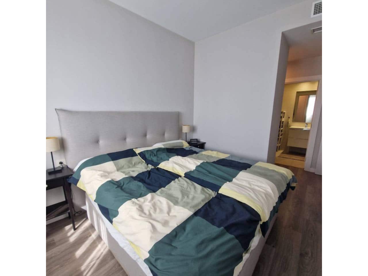 3 soverom Leilighet til leie i Malaga by med svømmebasseng garasje - € 1 650 (Ref: 9334533)