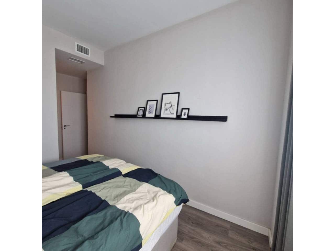 3 soverom Leilighet til leie i Malaga by med svømmebasseng garasje - € 1 650 (Ref: 9334533)