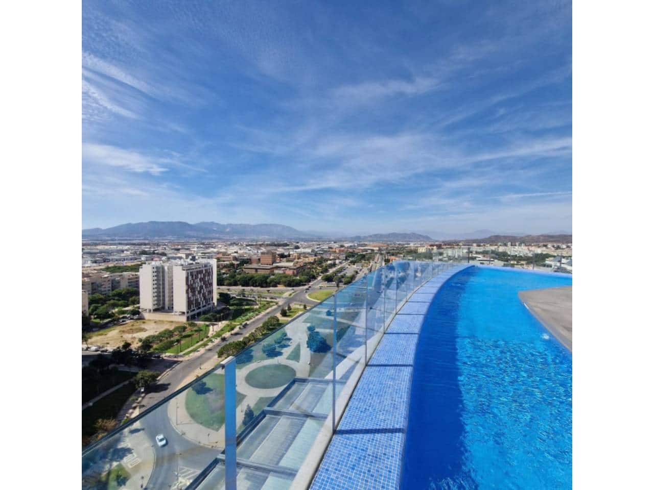 3 soverom Leilighet til leie i Malaga by med svømmebasseng garasje - € 1 650 (Ref: 9334533)