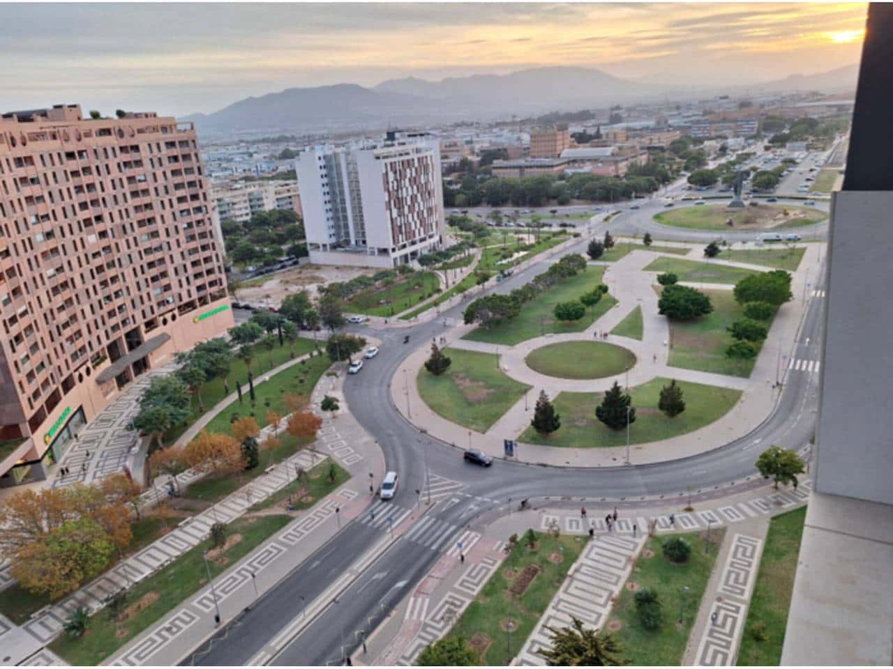 3 soverom Leilighet til leie i Malaga by med svømmebasseng garasje - € 1 650 (Ref: 9334533)