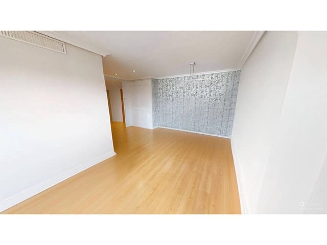 Appartement de 4 chambres à louer à Valdefuentes, Madrid ville avec piscine garage - 2 490 € (Ref: 9346875)