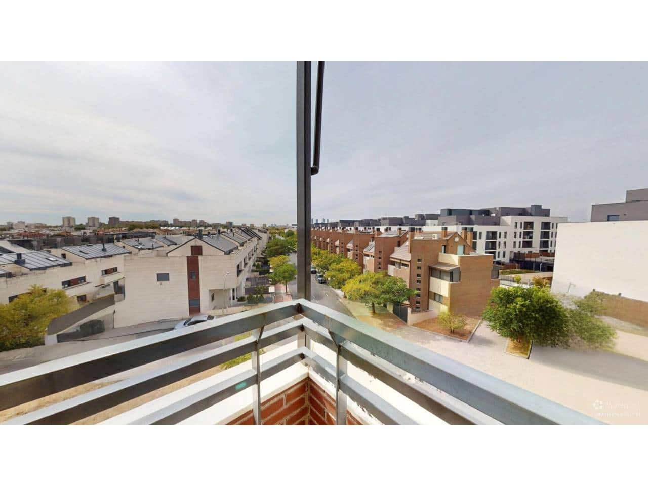 4 sypialnia Mieszkanie do wynajęcia w Miasto Madryt z basenem garażem - 2 490 € (Ref: 9346875)