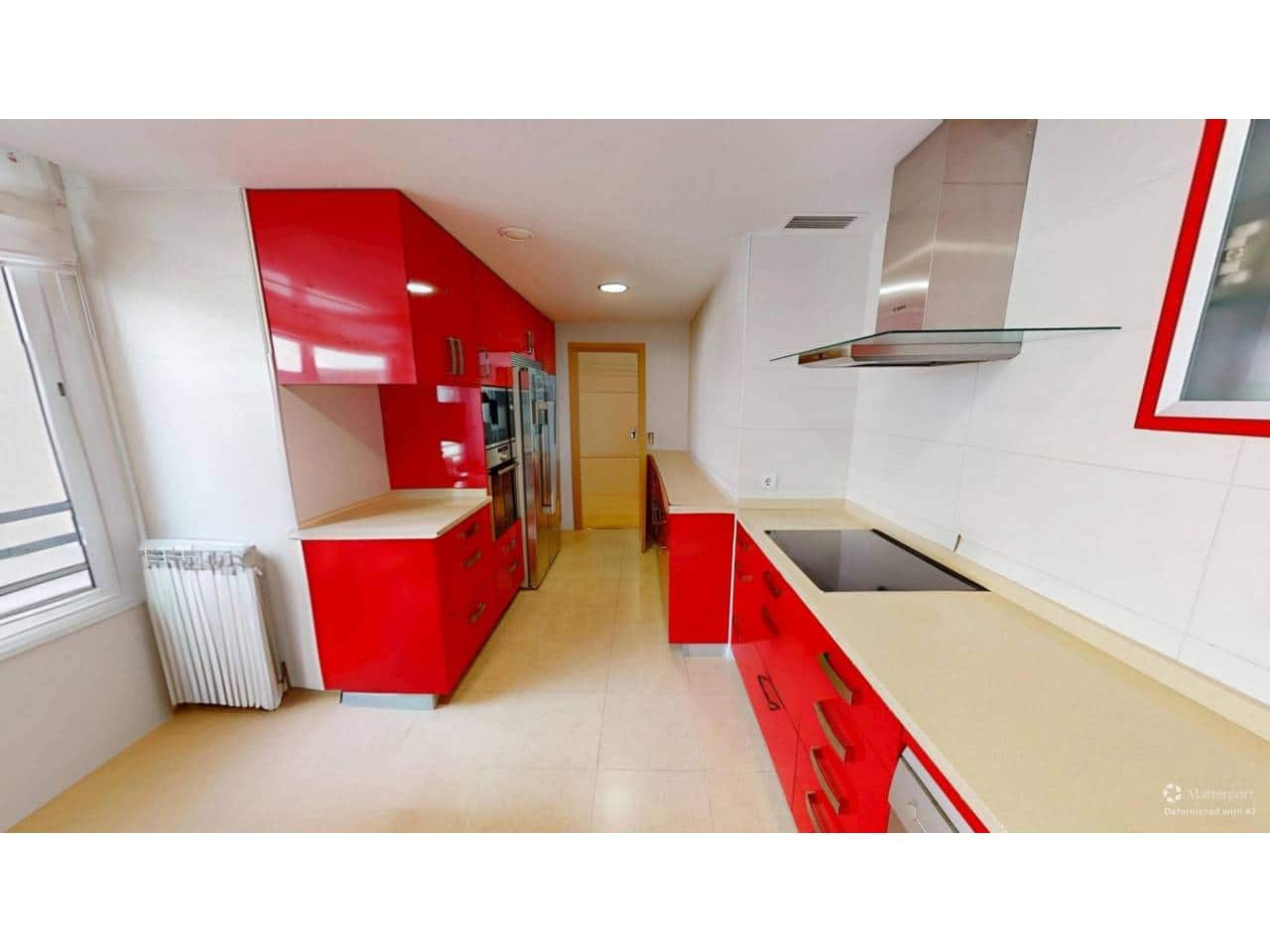 4 sypialnia Mieszkanie do wynajęcia w Miasto Madryt z basenem garażem - 2 490 € (Ref: 9346875)