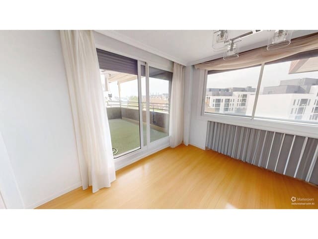 Appartement de 4 chambres à louer à Valdefuentes, Madrid ville avec piscine garage - 2 490 € (Ref: 9346875)