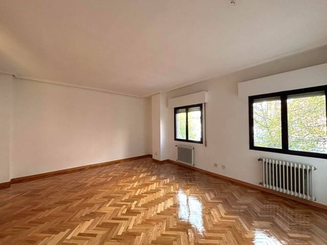 2 Zimmer Wohnung zu vermieten in Madrid Stadt - 1.900 € (Ref: 9353189)