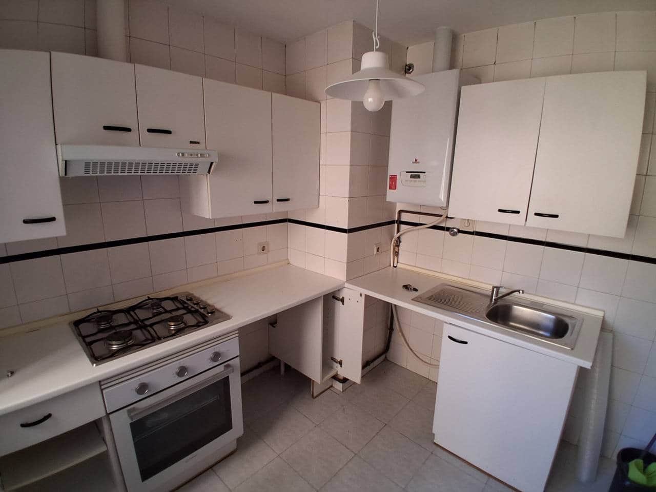 2 bedroom Flat for rent in Madrid city - € 1,900 (Ref: 9353189)