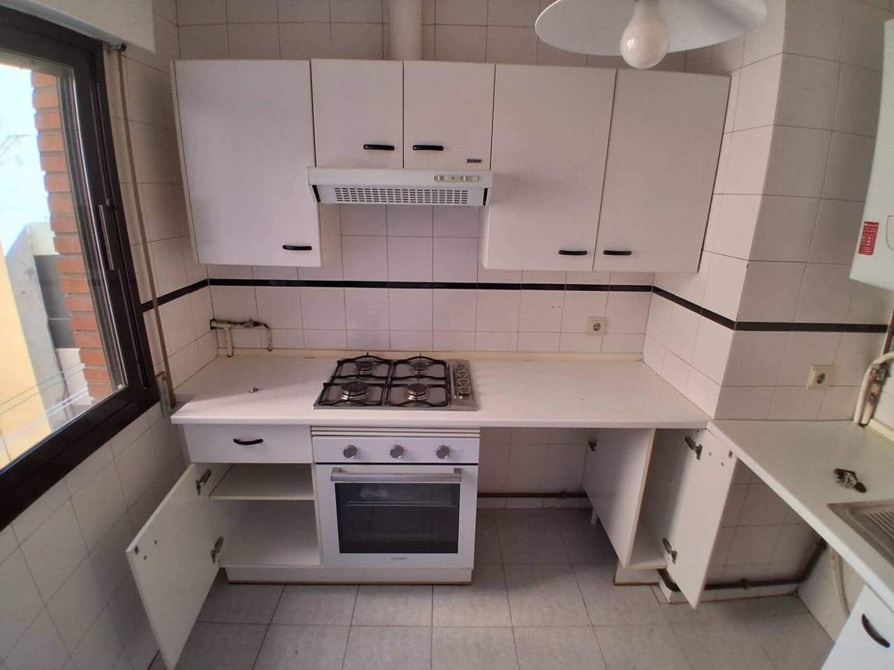 2 bedroom Flat for rent in Madrid city - € 1,900 (Ref: 9353189)