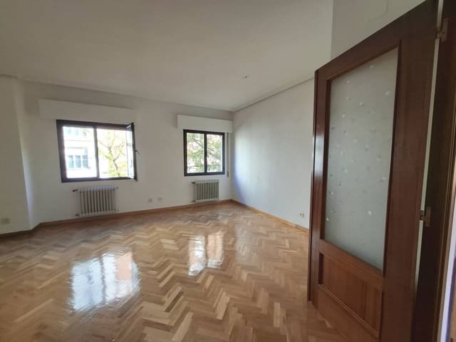 2 Zimmer Wohnung zu vermieten in Madrid Stadt - 1.800 € (Ref: 9353189)