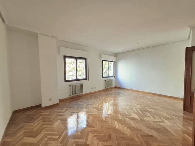 2 Zimmer Wohnung zu vermieten in Madrid Stadt - 1.800 € (Ref: 9353189)