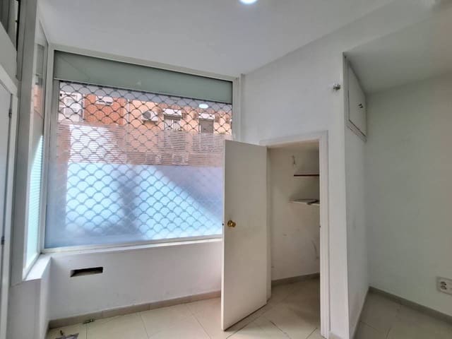 Commercial for sale in Bellas Vistas, Madrid city - € 250,000 (Ref: 9366974)