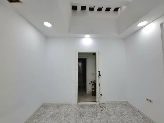 Commercial for sale in Bellas Vistas, Madrid city - € 250,000 (Ref: 9366974)