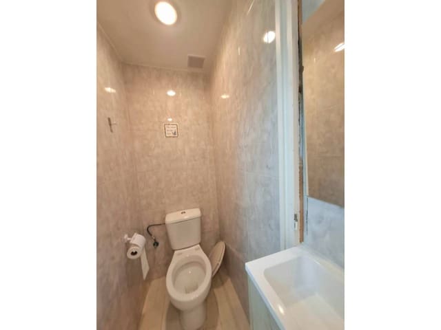 Commercial for sale in Bellas Vistas, Madrid city - € 250,000 (Ref: 9366974)