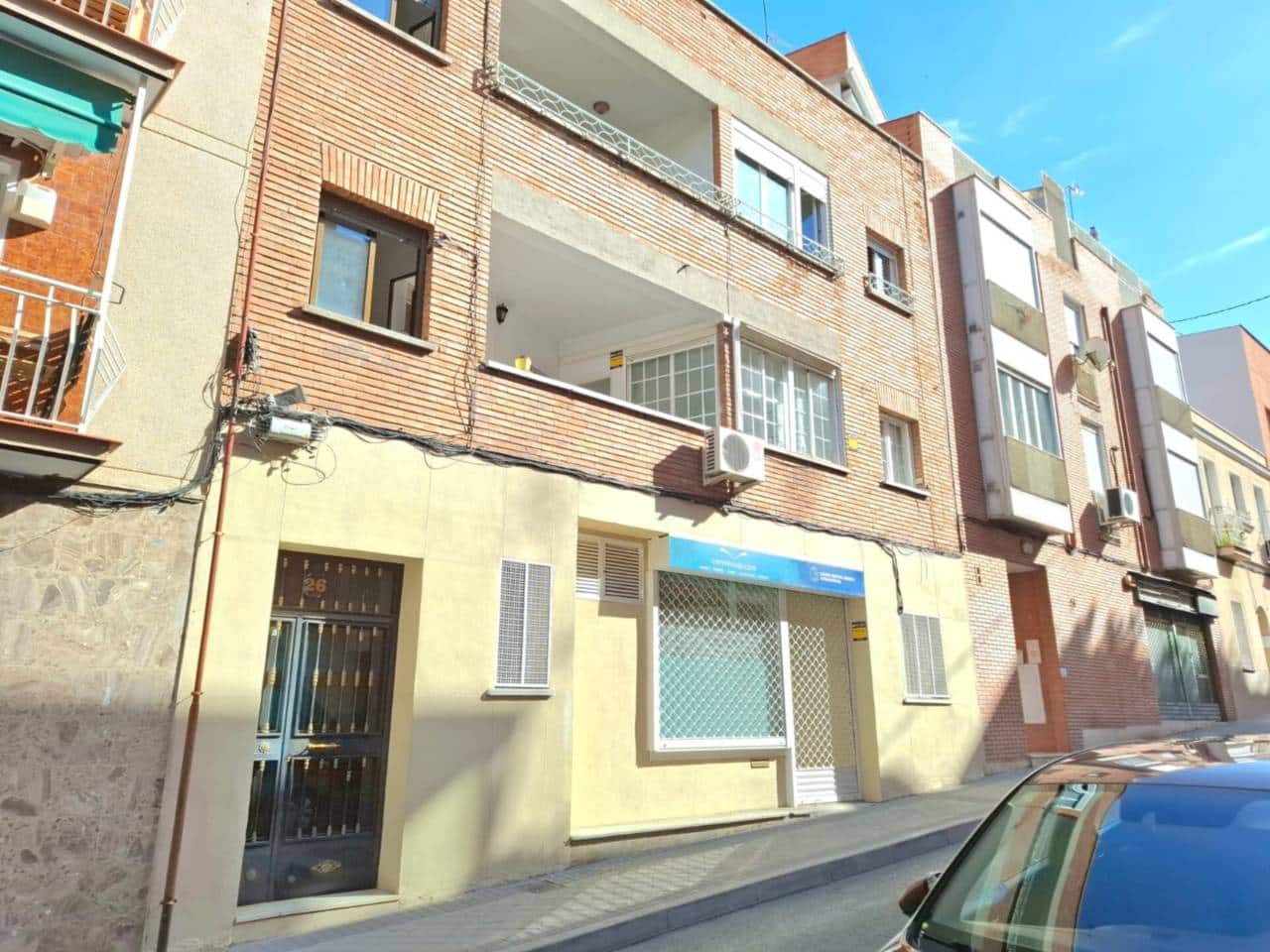 Kommersiell till salu i Madrid stad - 250 000 € (Ref: 9366974)