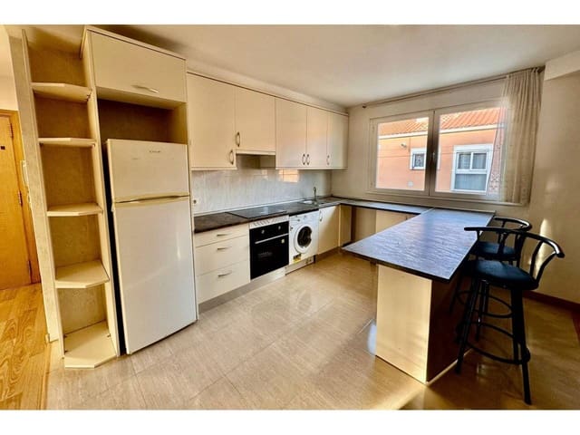 2 slaapkamer Flat te huur in Los Molinos - € 800 (Ref: 9445847)