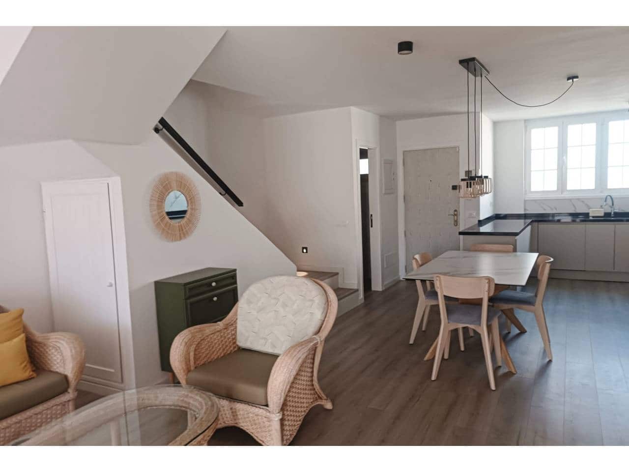 Villa/Maison de 3 chambres à louer à Puerto de la Cruz avec piscine garage - 1 350 € (Ref: 9455908)