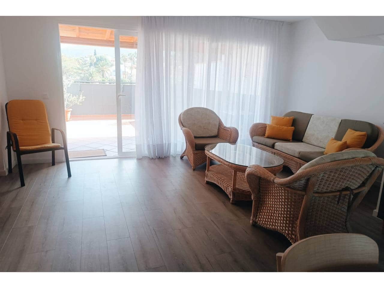 Villa/Maison de 3 chambres à louer à Puerto de la Cruz avec piscine garage - 1 350 € (Ref: 9455908)