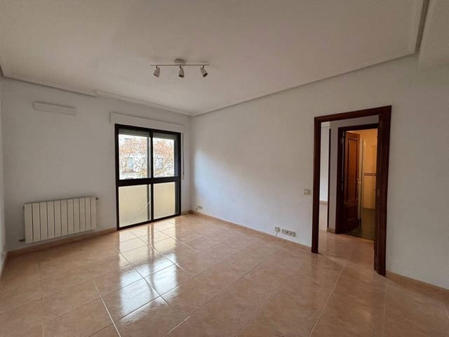 1 sovrum Lägenhet att hyra i Madrid stad - 1 250 € (Ref: 9467955)