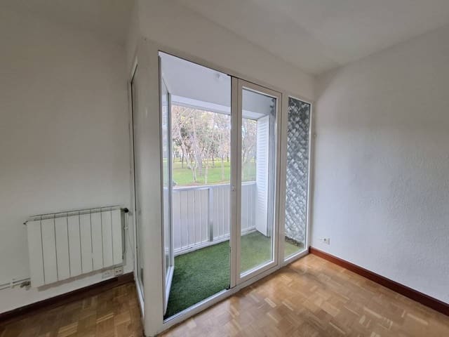 Piso de 2 habitaciones en Madrid ciudad en alquiler - 1.100 € (Ref: 9488059)