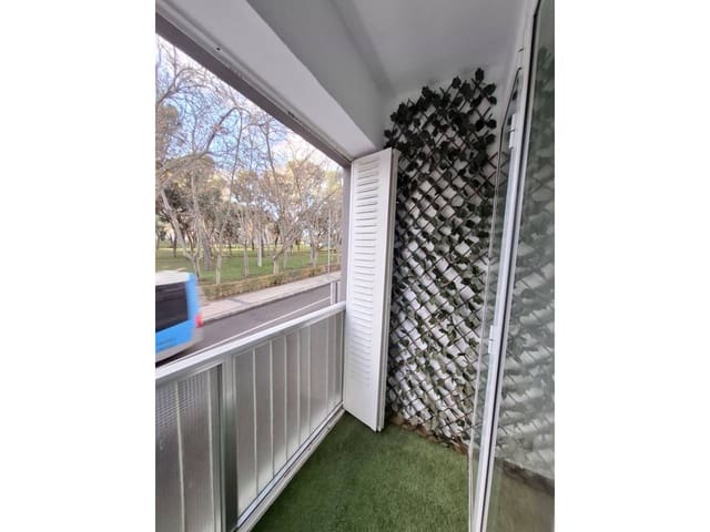 Piso de 2 habitaciones en Madrid ciudad en alquiler - 1.100 € (Ref: 9488059)