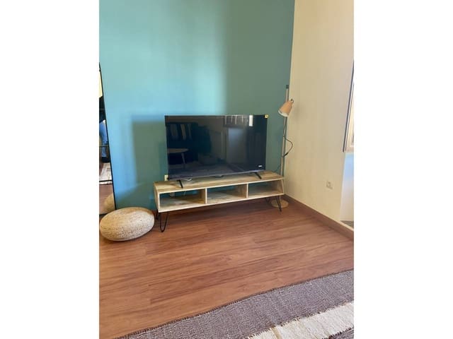 Appartement de 1 chambre à louer à Grenade ville - 600 € (Ref: 9490978)