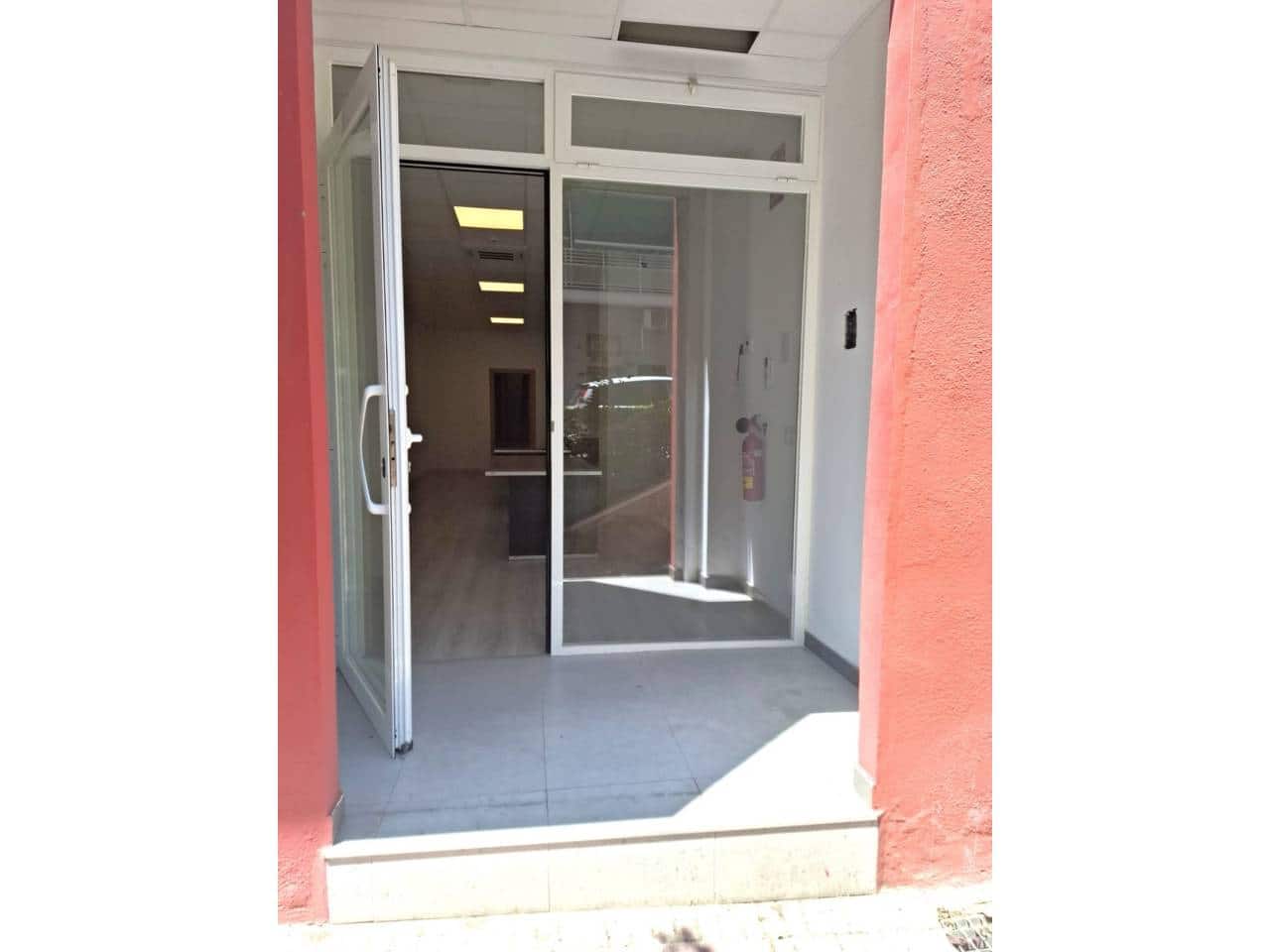 Commercieel te huur in San Sebastian de los Reyes - € 750 (Ref: 9494169)