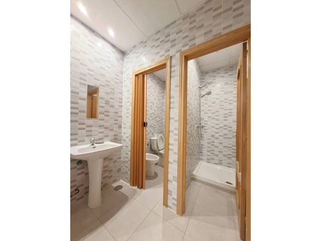 Commercieel te huur in San Sebastián de los Reyes - € 750 (Ref: 9494169)