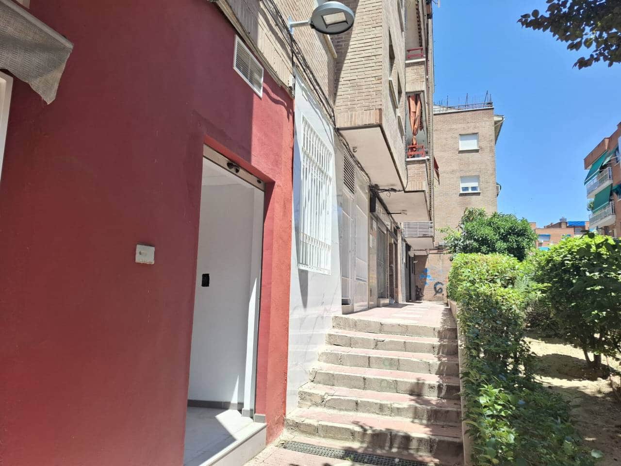 Commercieel te huur in San Sebastian de los Reyes - € 750 (Ref: 9494169)