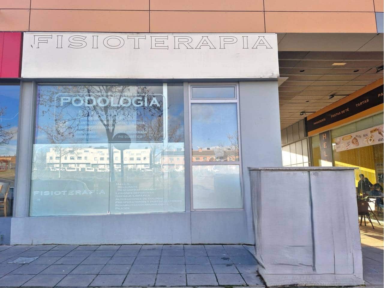 4 makuuhuone Kaupallinen vuokrattavana paikassa Arroyomolinos mukana 
autotalli - 1 700 € (Ref: 9594525)