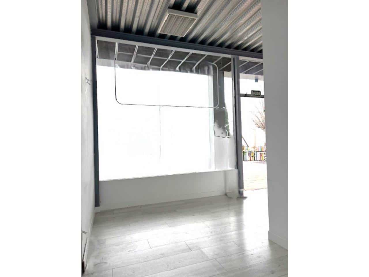 4 bedroom Commercial for rent in Arroyomolinos with garage - € 1,600 (Ref: 9594525)