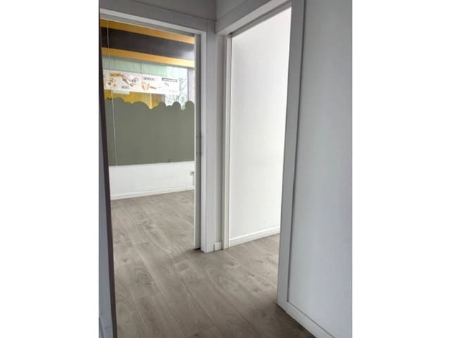 4 Zimmer Gewerbe zu vermieten in Arroyomolinos mit Garage - 1.700 € (Ref: 9594525)