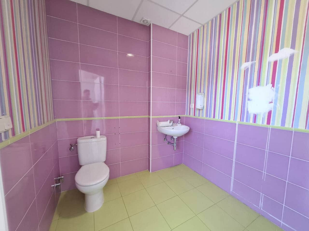 4 soverom Kommersiell til leie i Arroyomolinos med garasje - € 1 500 (Ref: 9594525)