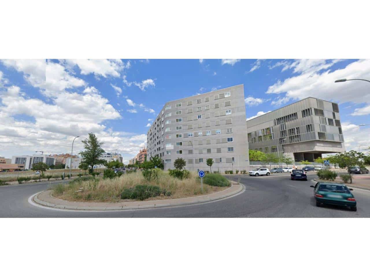 1 soverom Leilighet til leie i Madrid by med garasje - € 917 (Ref: 9654541)