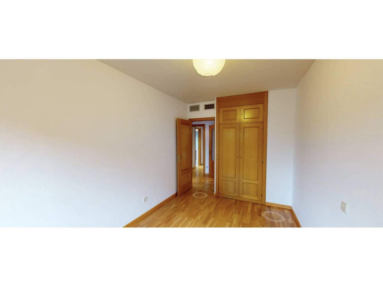 3 bedroom Flat for rent in Pozuelo de Alarcon - € 2,100 (Ref: 9694604)