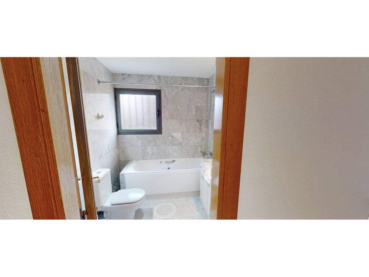 3 bedroom Flat for rent in Pozuelo de Alarcon - € 2,100 (Ref: 9694604)