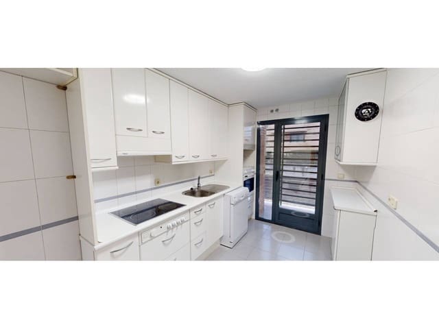 3 Zimmer Wohnung zu vermieten in Pozuelo de Alarcón - 2.100 € (Ref: 9694604)