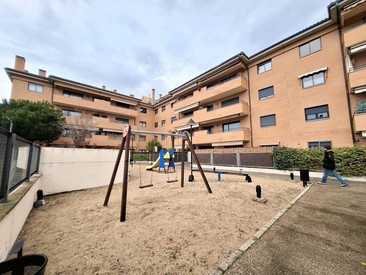 3 bedroom Flat for rent in Pozuelo de Alarcon - € 2,100 (Ref: 9694604)