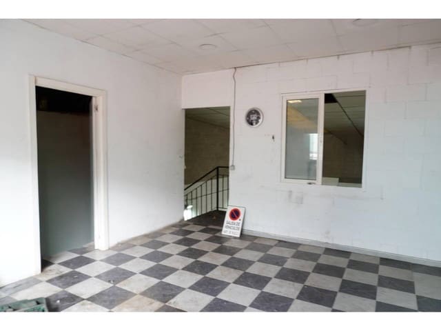 Business for rent in Gines - € 550 (Ref: 9714400)