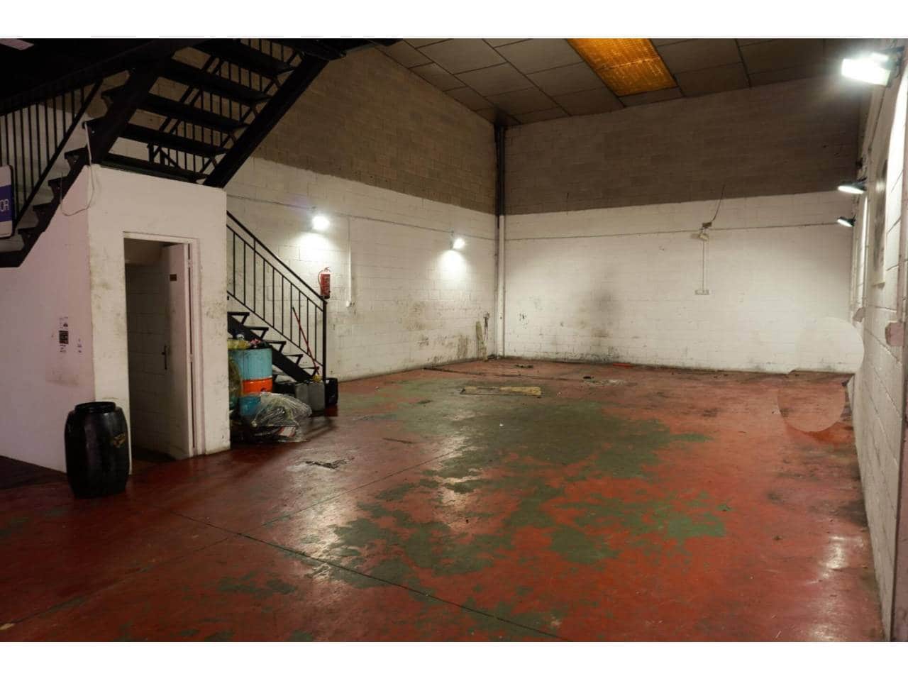 Business for rent in Gines - € 550 (Ref: 9714400)