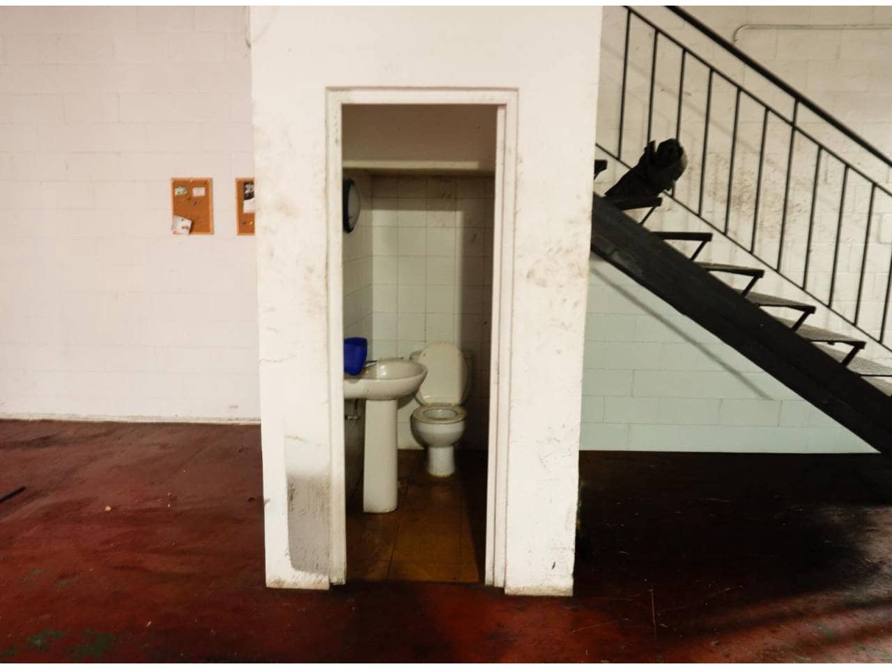 Business for rent in Gines - € 550 (Ref: 9714400)