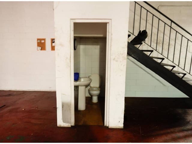 Business for rent in Gines - € 550 (Ref: 9714400)