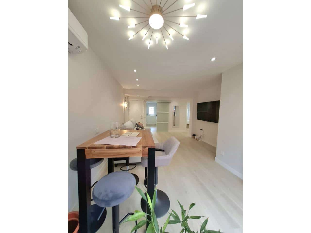 2 bedroom Flat for rent in Madrid city - € 1,500 (Ref: 9726362)