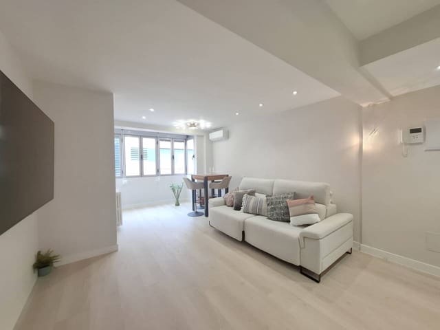 2 slaapkamer Flat te huur in Madrid stad - € 1.500 (Ref: 9726362)