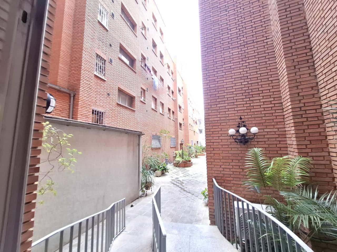 2 bedroom Flat for rent in Madrid city - € 1,500 (Ref: 9726362)