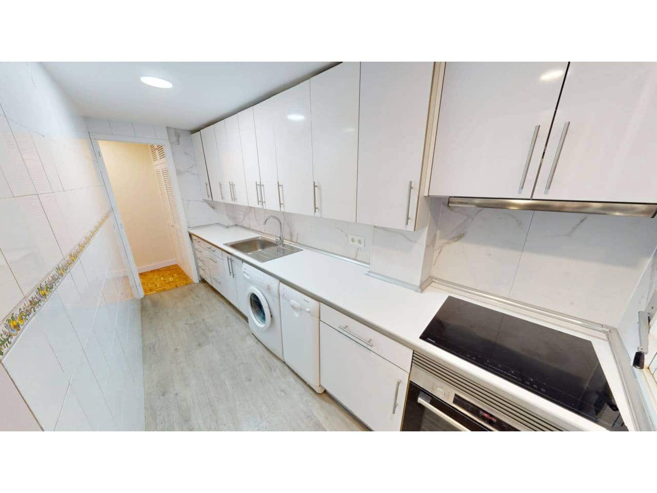 2 bedroom Flat for rent in Madrid city - € 1,400 (Ref: 9761625)