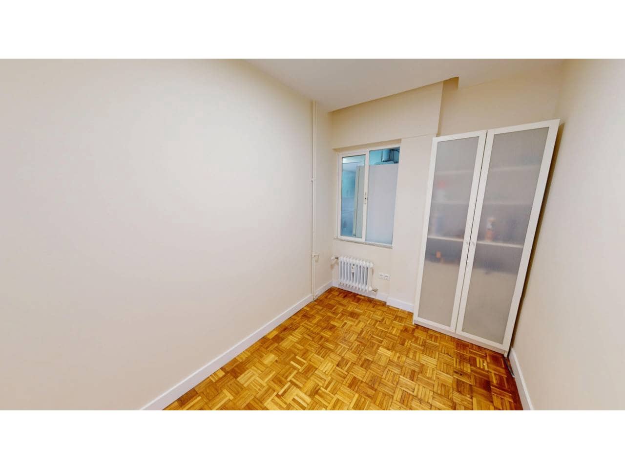 2 bedroom Flat for rent in Madrid city - € 1,400 (Ref: 9761625)