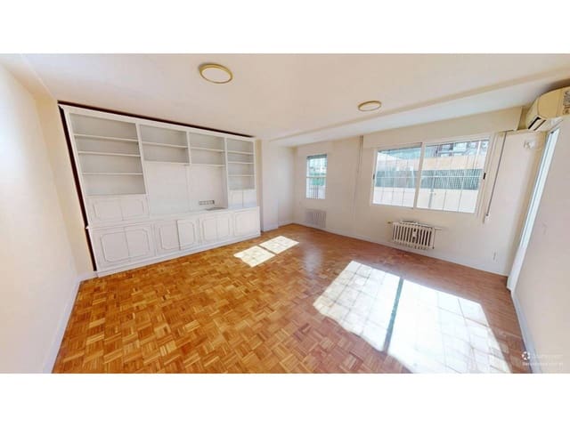 2 makuuhuone Asunto vuokrattavana paikassa Madrid kaupunki - 1 400 € (Ref: 9761625)