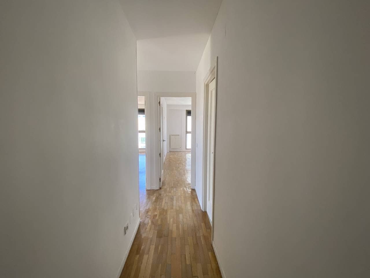 2 sypialnia Mieszkanie do wynajęcia w Miasto Madryt - 2 000 € (Ref: 9784503)