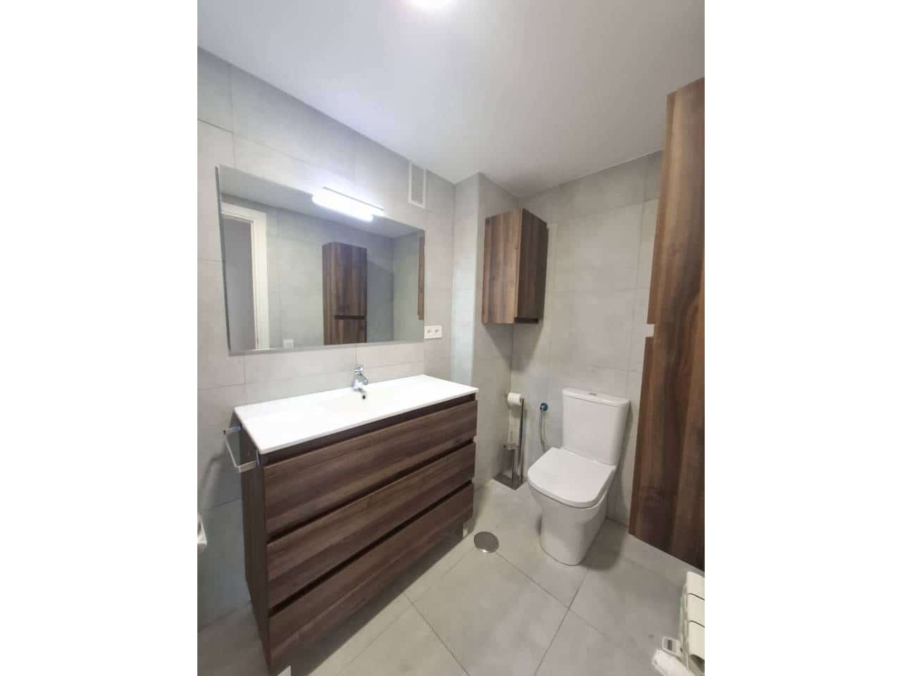 2 sovrum Lägenhet att hyra i Madrid stad - 2 000 € (Ref: 9784503)